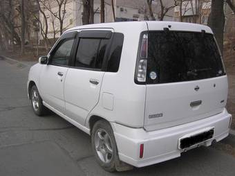 2001 Nissan Cube Pictures