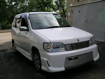 2001 Nissan Cube Images