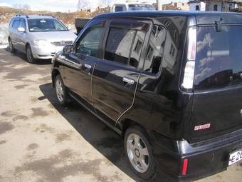 2001 Nissan Cube Pictures