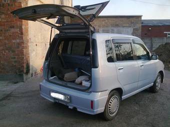 2001 Nissan Cube Images