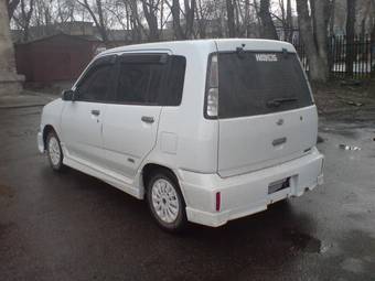 2001 Nissan Cube Pictures