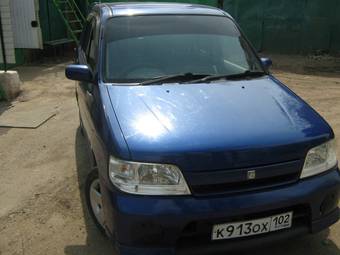 2001 Nissan Cube Pictures