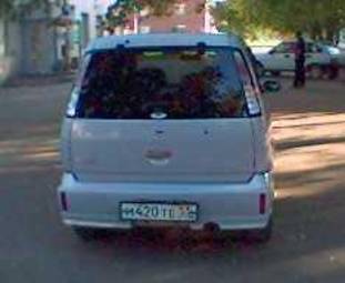 2001 Nissan Cube Pictures