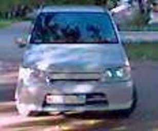 2001 Nissan Cube Images