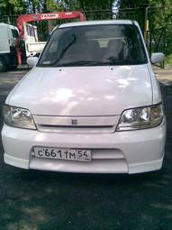 2001 Nissan Cube Pics