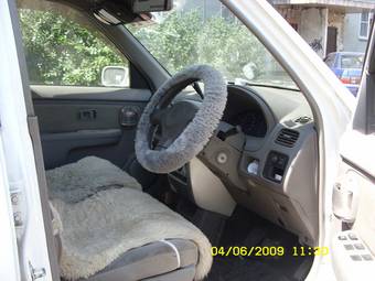 2001 Nissan Cube Photos