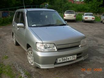 2001 Nissan Cube Pictures