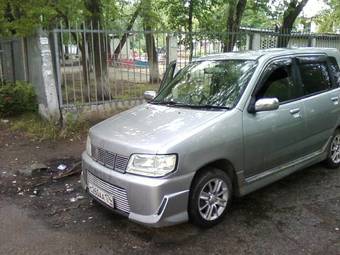 2001 Nissan Cube Pictures