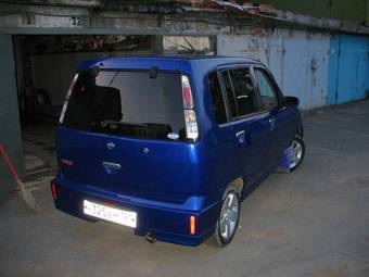 2001 Nissan Cube Pictures