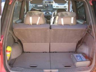 2001 Nissan Cube Photos