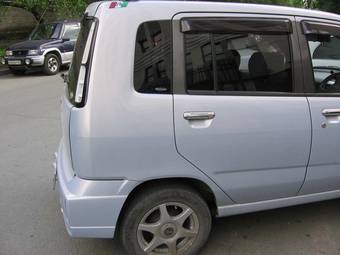 2001 Nissan Cube Pictures