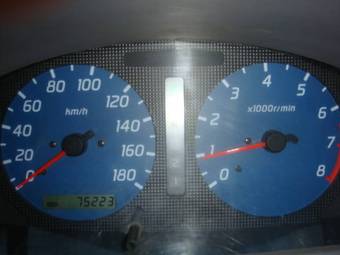 2001 Nissan Cube Images