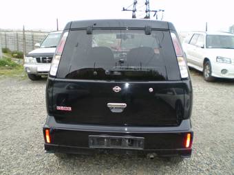 2001 Nissan Cube Photos