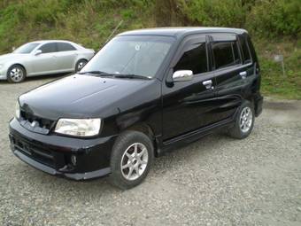 2001 Nissan Cube Pictures