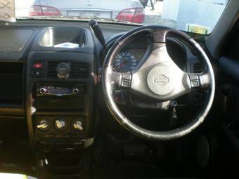 2001 Nissan Cube Pictures