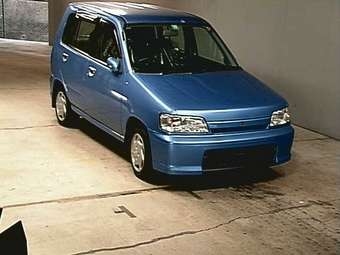 2002 Nissan Cube