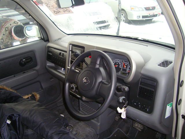 2002 Nissan Cube