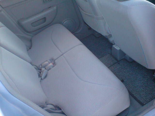 2002 Nissan Cube