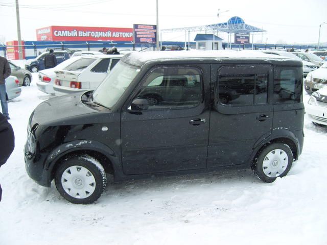 2002 Nissan Cube