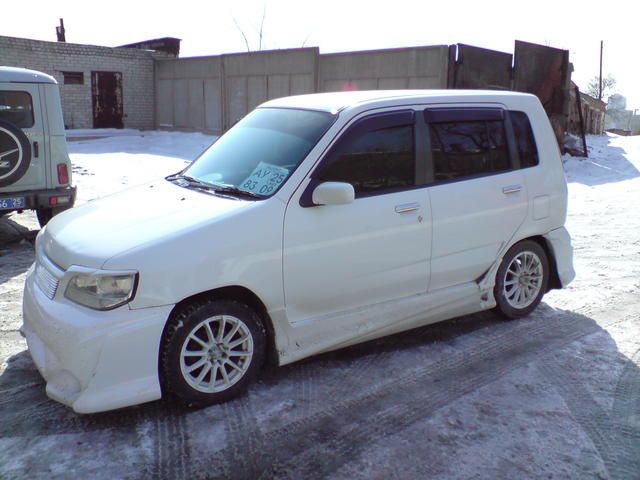 2002 Nissan Cube