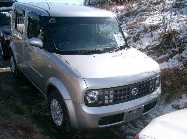 2002 Nissan Cube