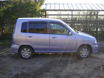 2002 Nissan Cube