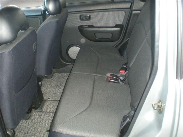 2002 Nissan Cube