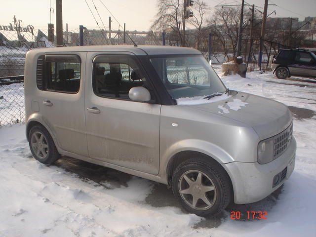 2002 Nissan Cube