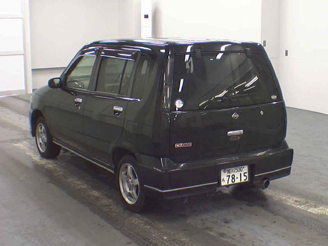 2002 Nissan Cube