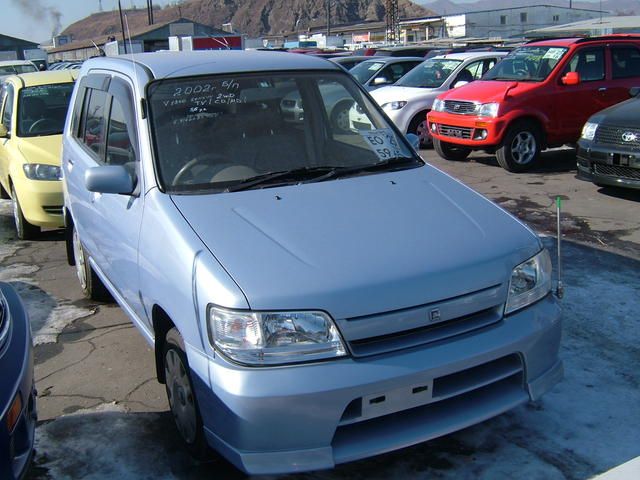 2002 Nissan Cube
