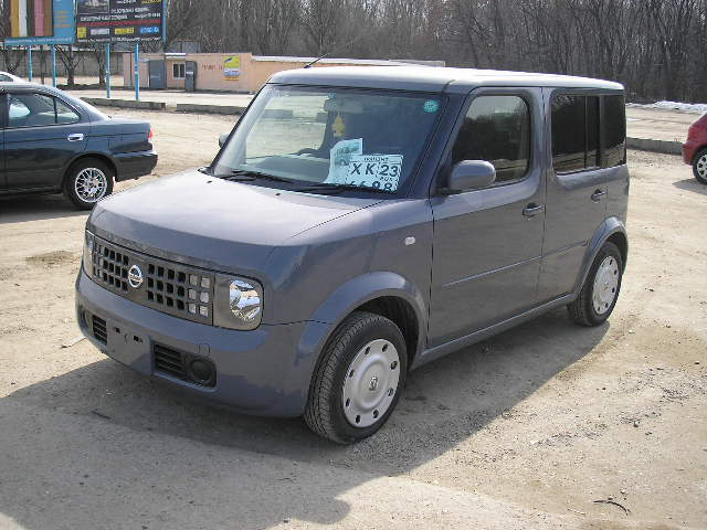 2002 Nissan Cube Pictures