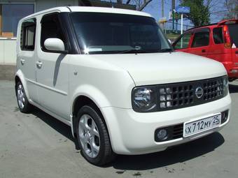 2002 Nissan Cube Pictures