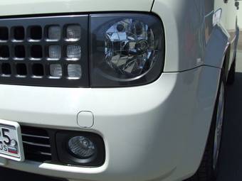 2002 Nissan Cube Pictures