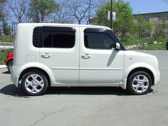2002 Nissan Cube Pictures