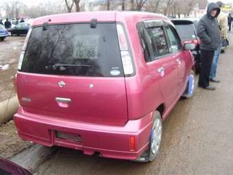 2002 Nissan Cube Pictures