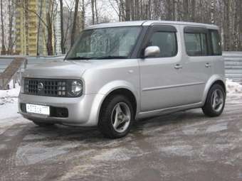 2002 Nissan Cube Pictures