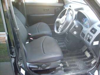 2002 Nissan Cube Pics