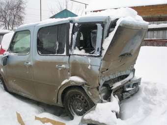 2002 Nissan Cube Pictures