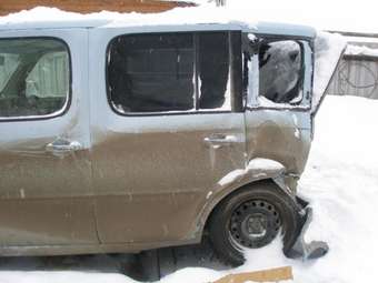 2002 Nissan Cube Photos