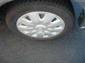 2002 Nissan Cube Pics