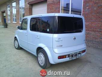 2002 Nissan Cube Pictures