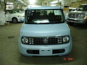 2002 Nissan Cube Pics