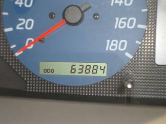 2002 Nissan Cube Photos