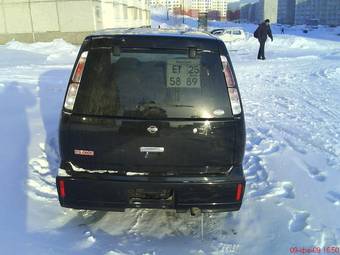 2002 Nissan Cube Pictures