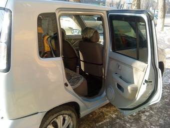 2002 Nissan Cube Pictures