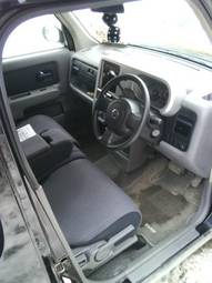 2002 Nissan Cube Pictures