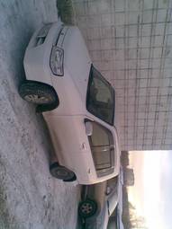 2002 Nissan Cube Pictures