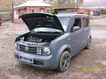 2002 Nissan Cube Pictures