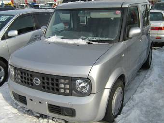 2002 Nissan Cube Pictures