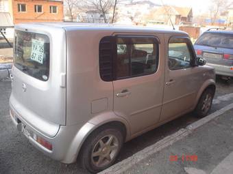 2002 Nissan Cube Photos